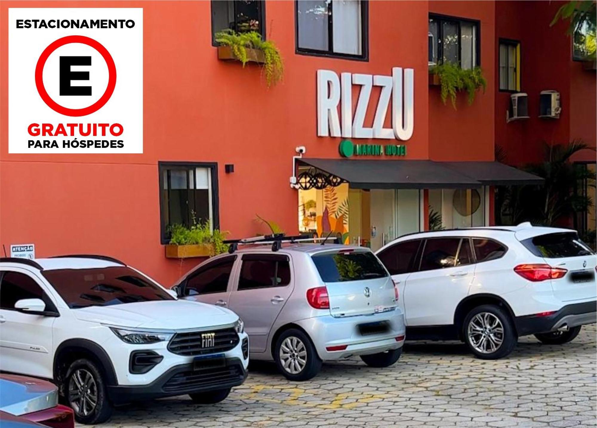 Rizzu Marina Hotel Balneário Camboriú Buitenkant foto